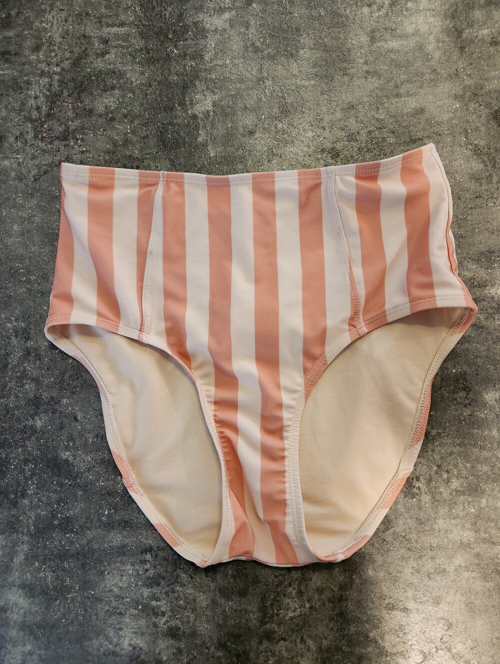 NWT XOXO Lime Ricki swim bottoms